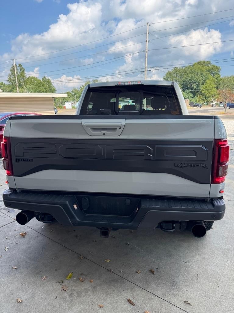 Ford F-150 Raptor SuperCrew 4WD 2017