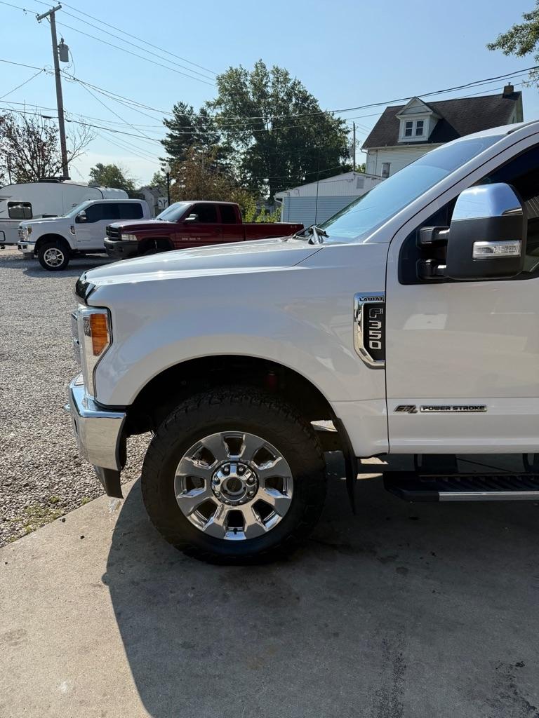 Ford F-350 SD King Ranch Crew Cab 4WD 2017
