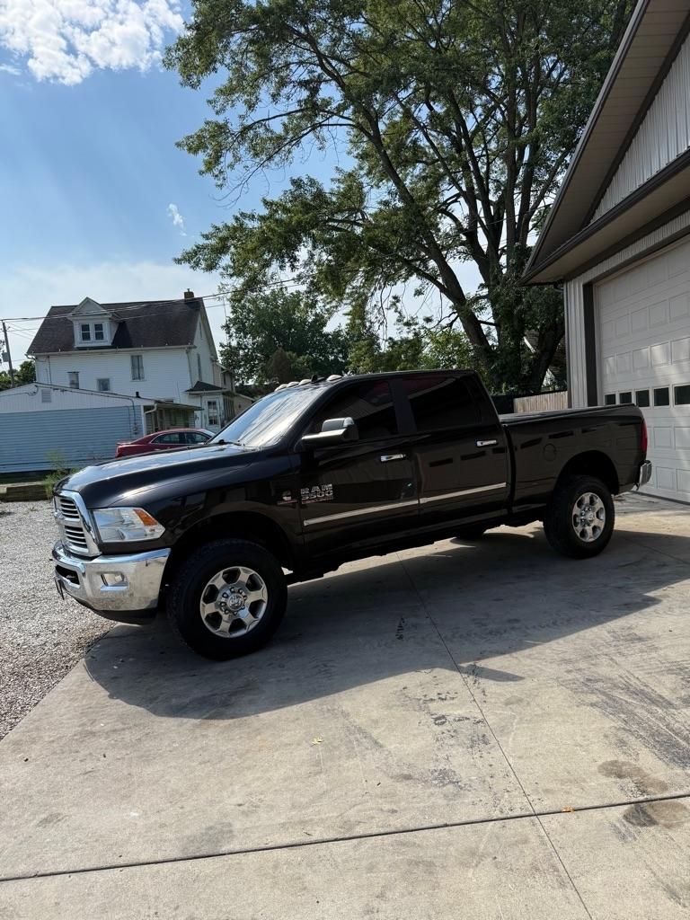 RAM 3500 SLT Crew Cab SWB 4WD 2017