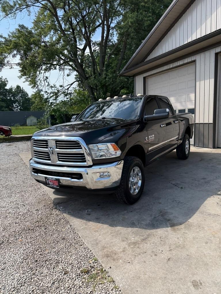 RAM 3500 SLT Crew Cab SWB 4WD 2017
