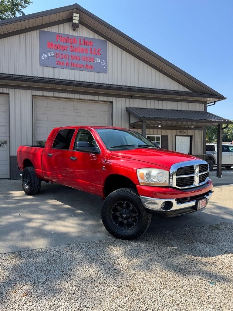 2006 Dodge RAM 2500 Rojo Camioneta Todo terreno Automática