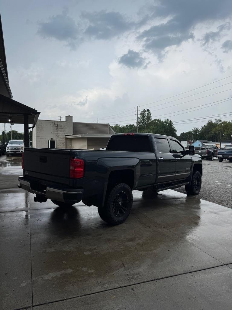 Chevrolet Silverado 3500HD LTZ Crew Cab 4WD 2017