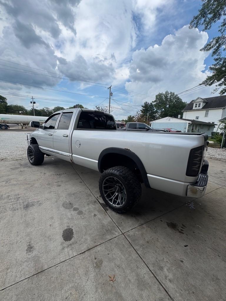 Dodge Ram 3500 ST Quad Cab Long Bed 4WD 2005