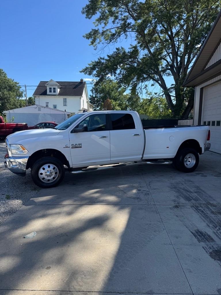 RAM 3500 SLT Crew Cab LWB 4WD DRW 2016