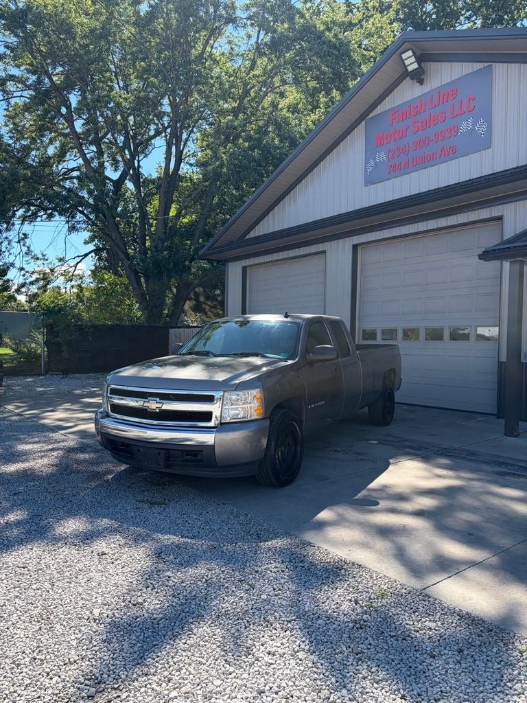 Chevrolet Silverado 1500 Work Truck Ext. Cab Short Box 4WD 2007