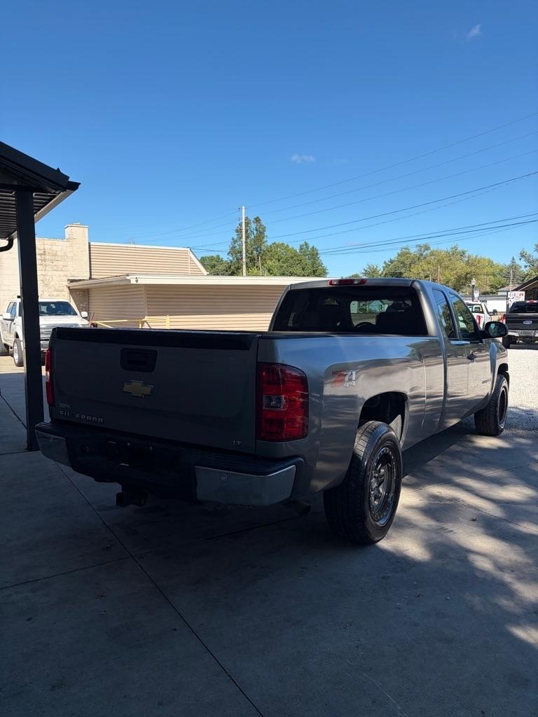 Chevrolet Silverado 1500 Work Truck Ext. Cab Short Box 4WD 2007