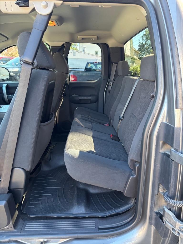 Chevrolet Silverado 1500 Work Truck Ext. Cab Short Box 4WD 2007