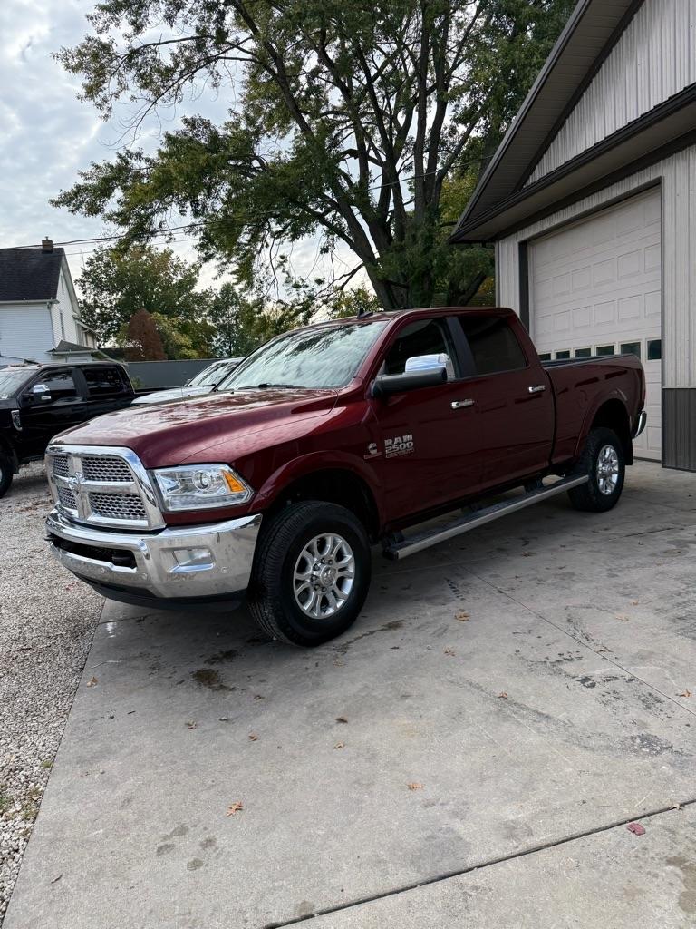 RAM 2500 Laramie Crew Cab SWB 4WD 2016