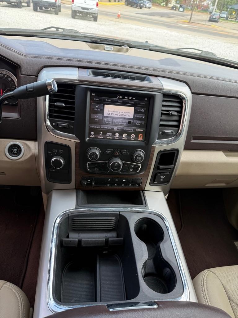 RAM 2500 Laramie Crew Cab SWB 4WD 2016