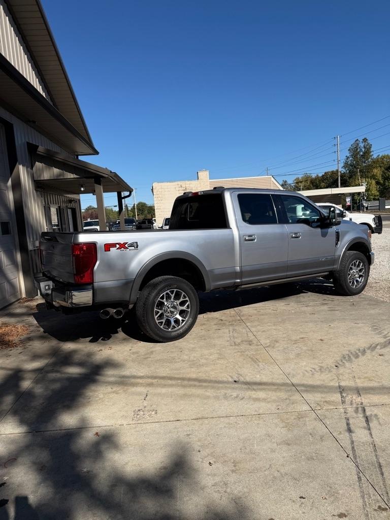 Ford F-250 SD Platinum Crew Cab 4WD 2022