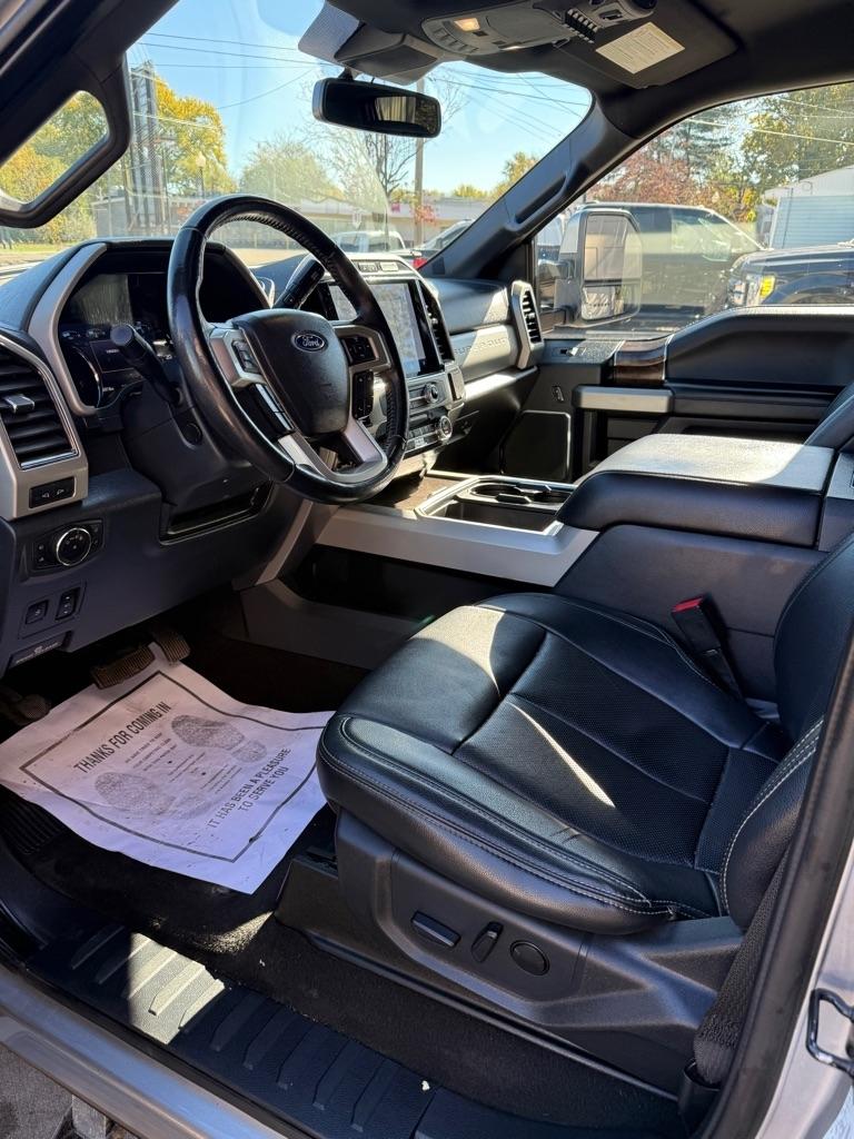 Ford F-250 SD Platinum Crew Cab 4WD 2022