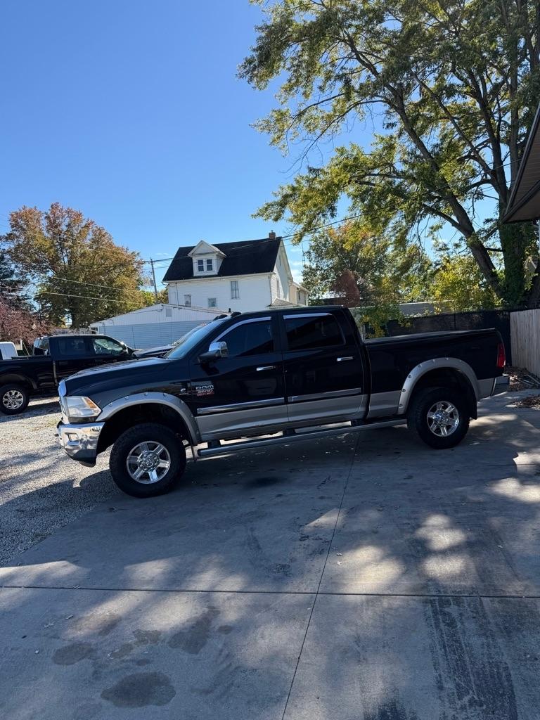 Dodge 2500 Power Wagon Crew Cab 4WD 2010