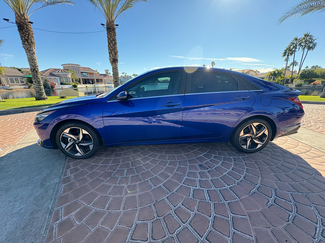 Hyundai Elantra Limited Hybrid 2023