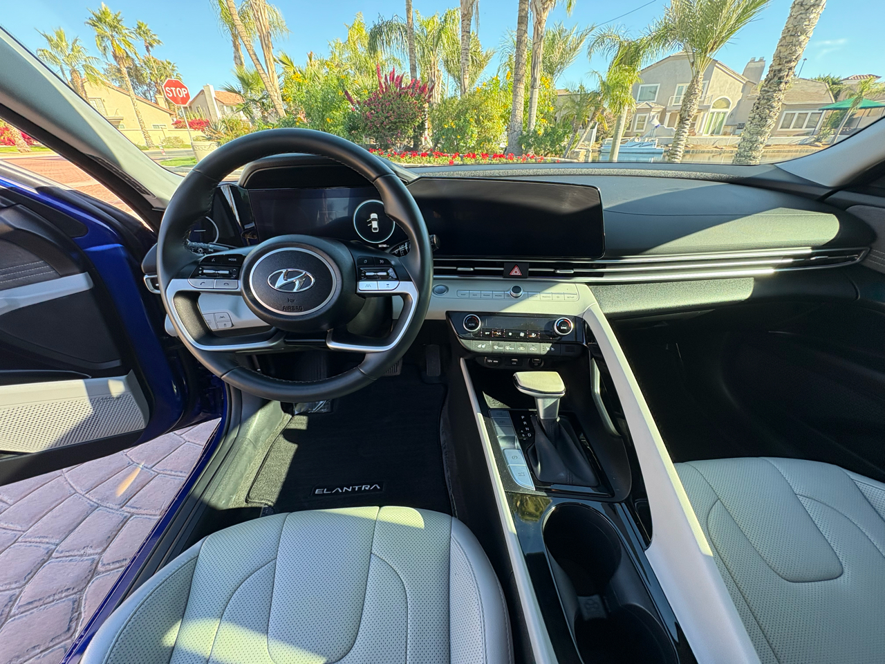 Hyundai Elantra Limited Hybrid 2023