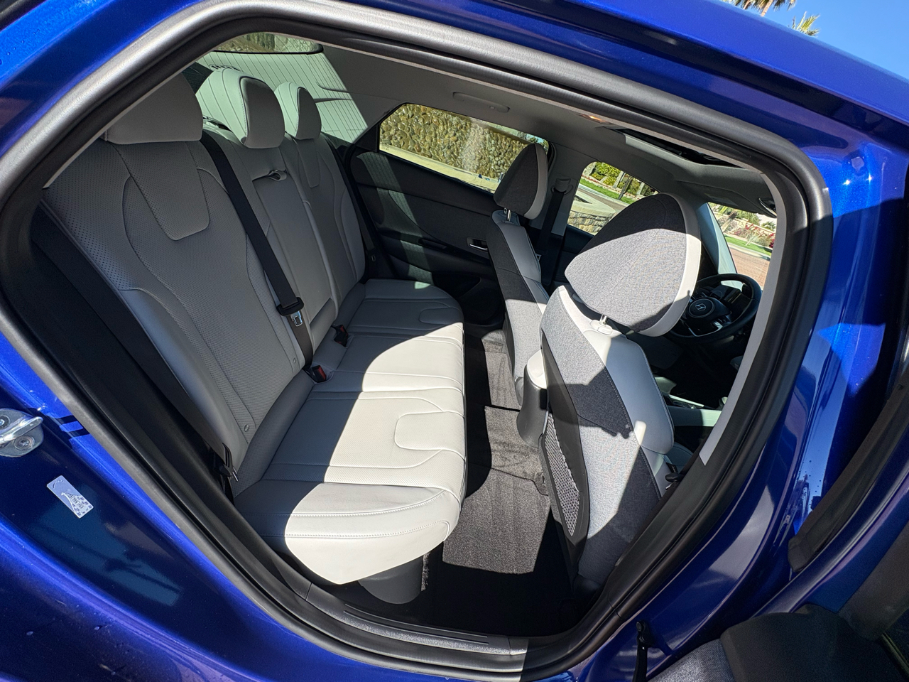 Hyundai Elantra Limited Hybrid 2023