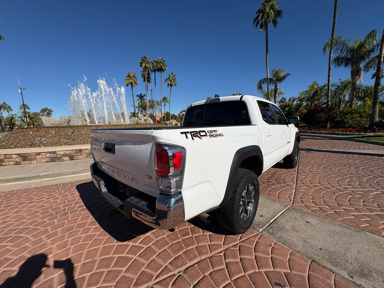 Toyota Tacoma SR5 Double Cab Long Bed V6 6AT 2WD 2020