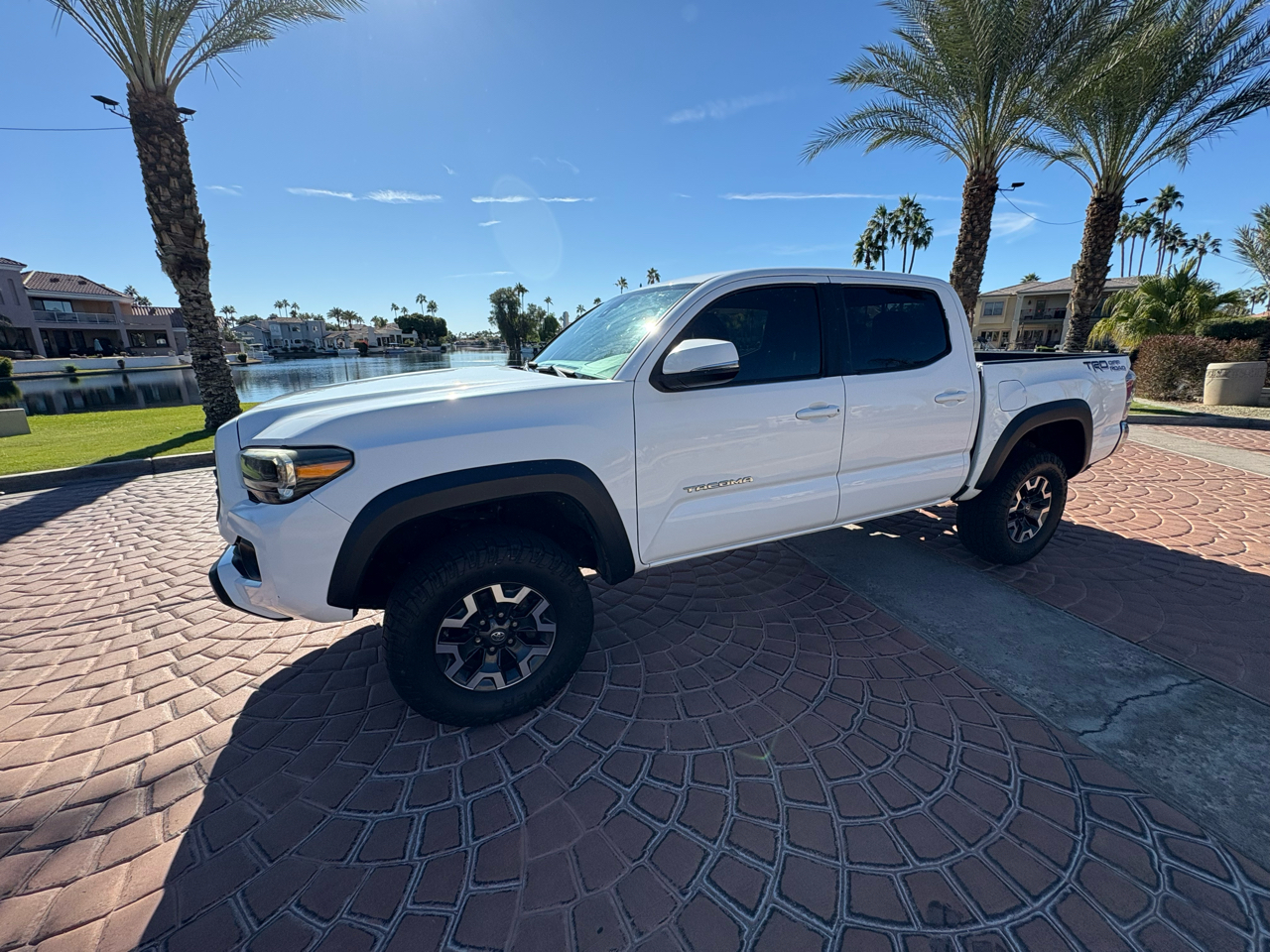 Toyota Tacoma SR5 Double Cab Long Bed V6 6AT 2WD 2020
