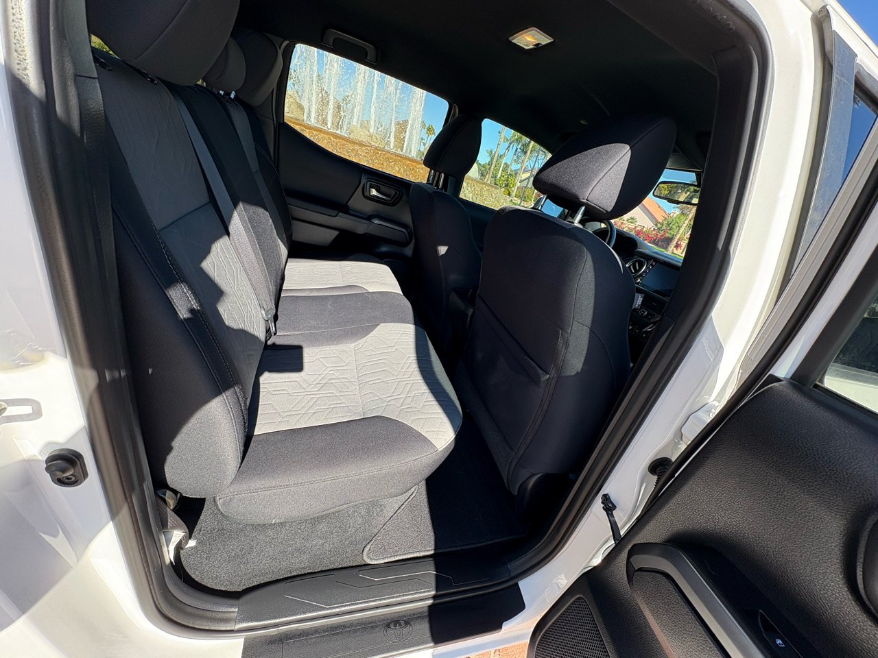 Toyota Tacoma SR5 Double Cab Long Bed V6 6AT 2WD 2020