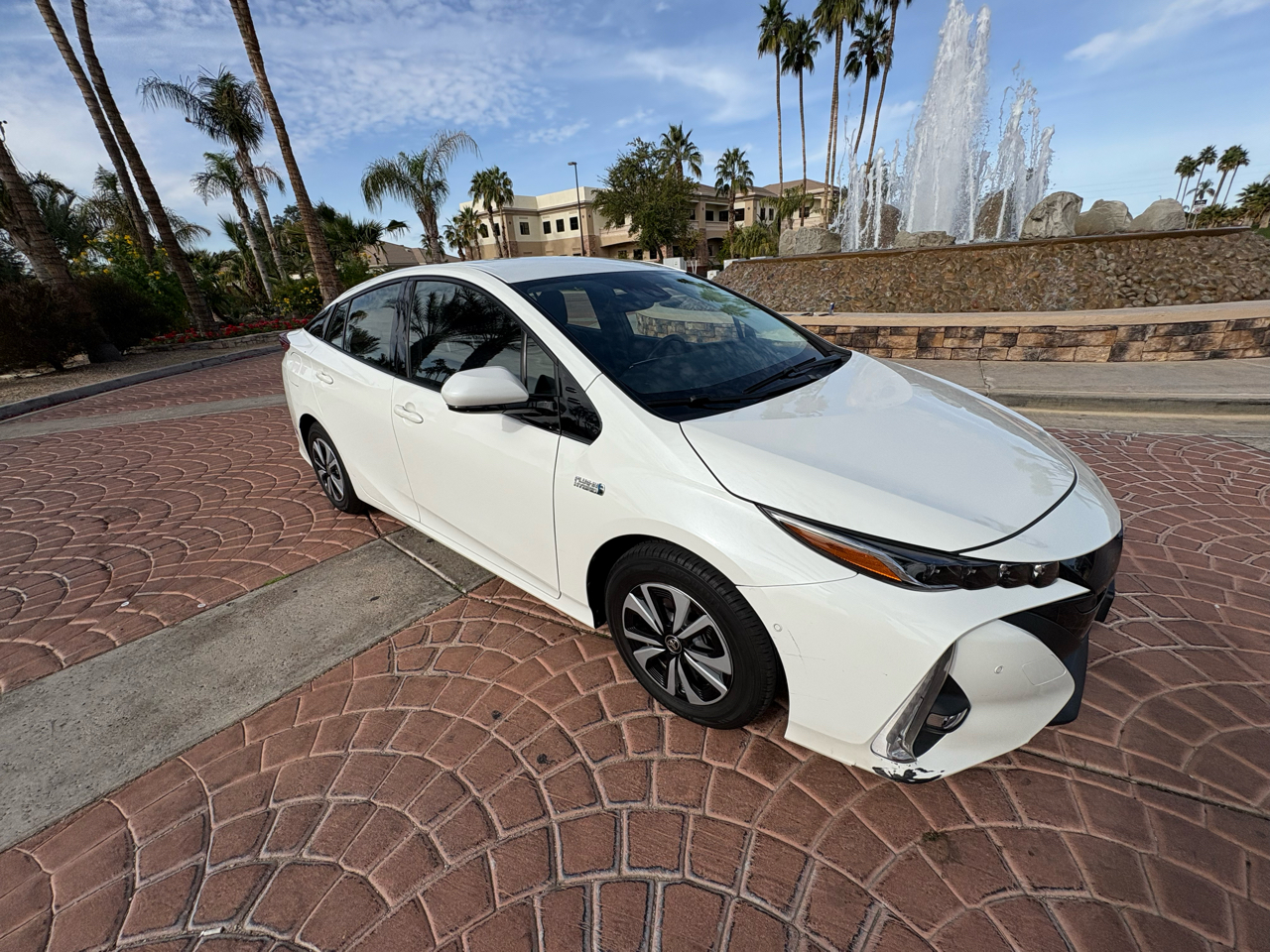 Toyota Prius Prime Advanced 4D Hatchback 2019