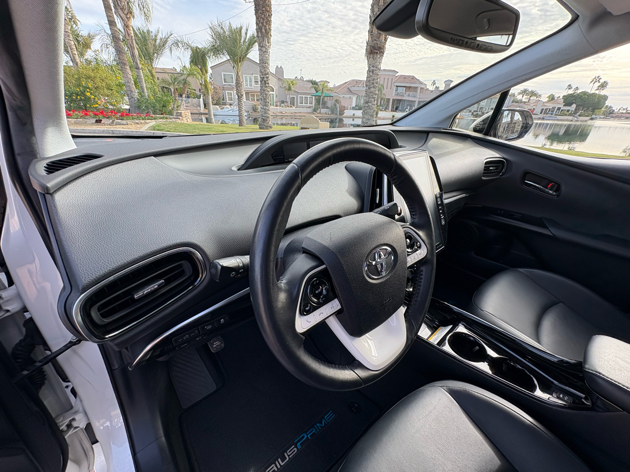 Toyota Prius Prime Advanced 4D Hatchback 2019