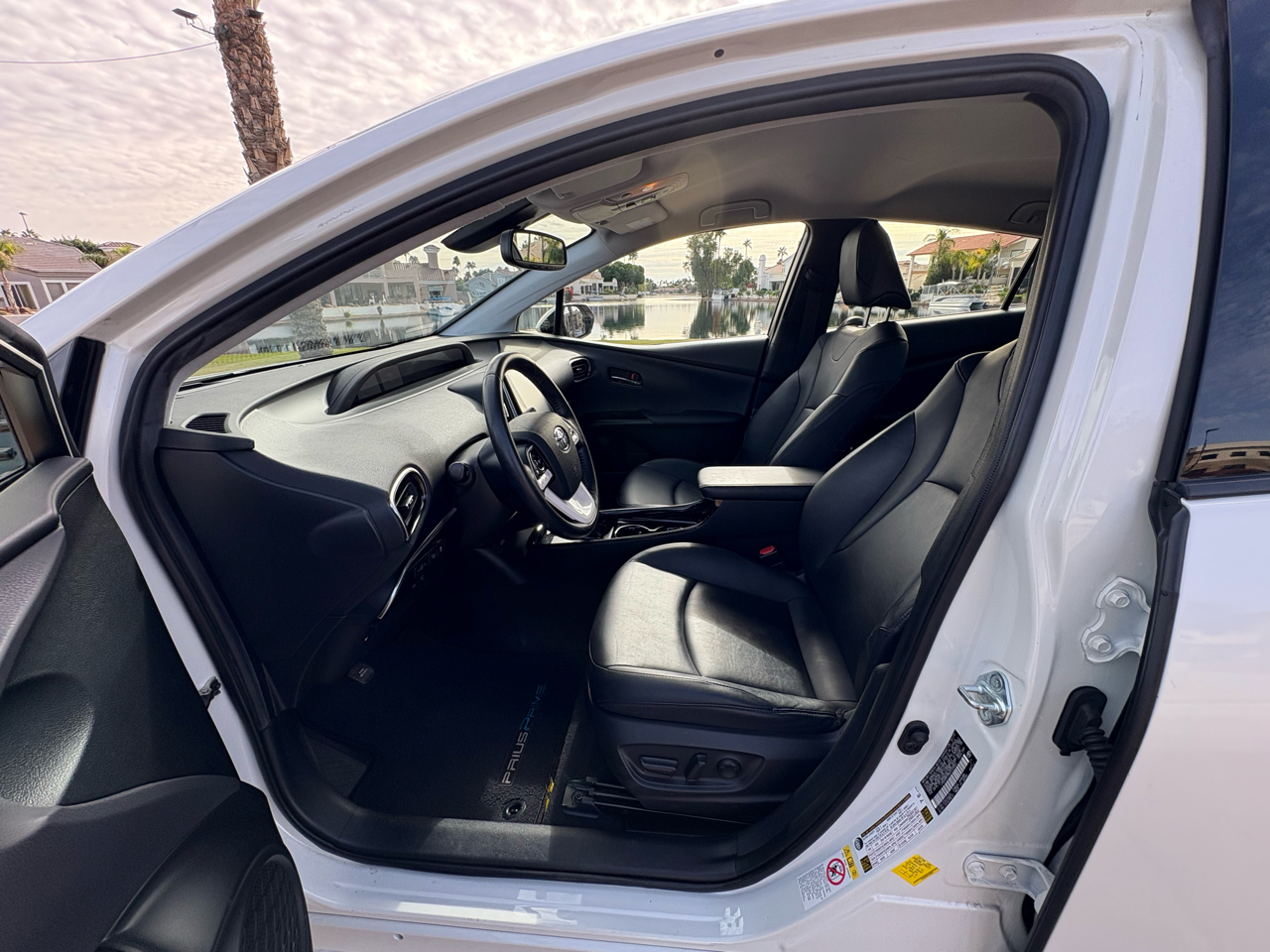 Toyota Prius Prime Advanced 4D Hatchback 2019