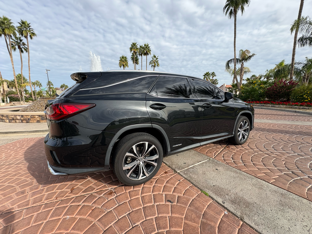 Lexus RX 450hL Luxury 4D SUV AWD 2019