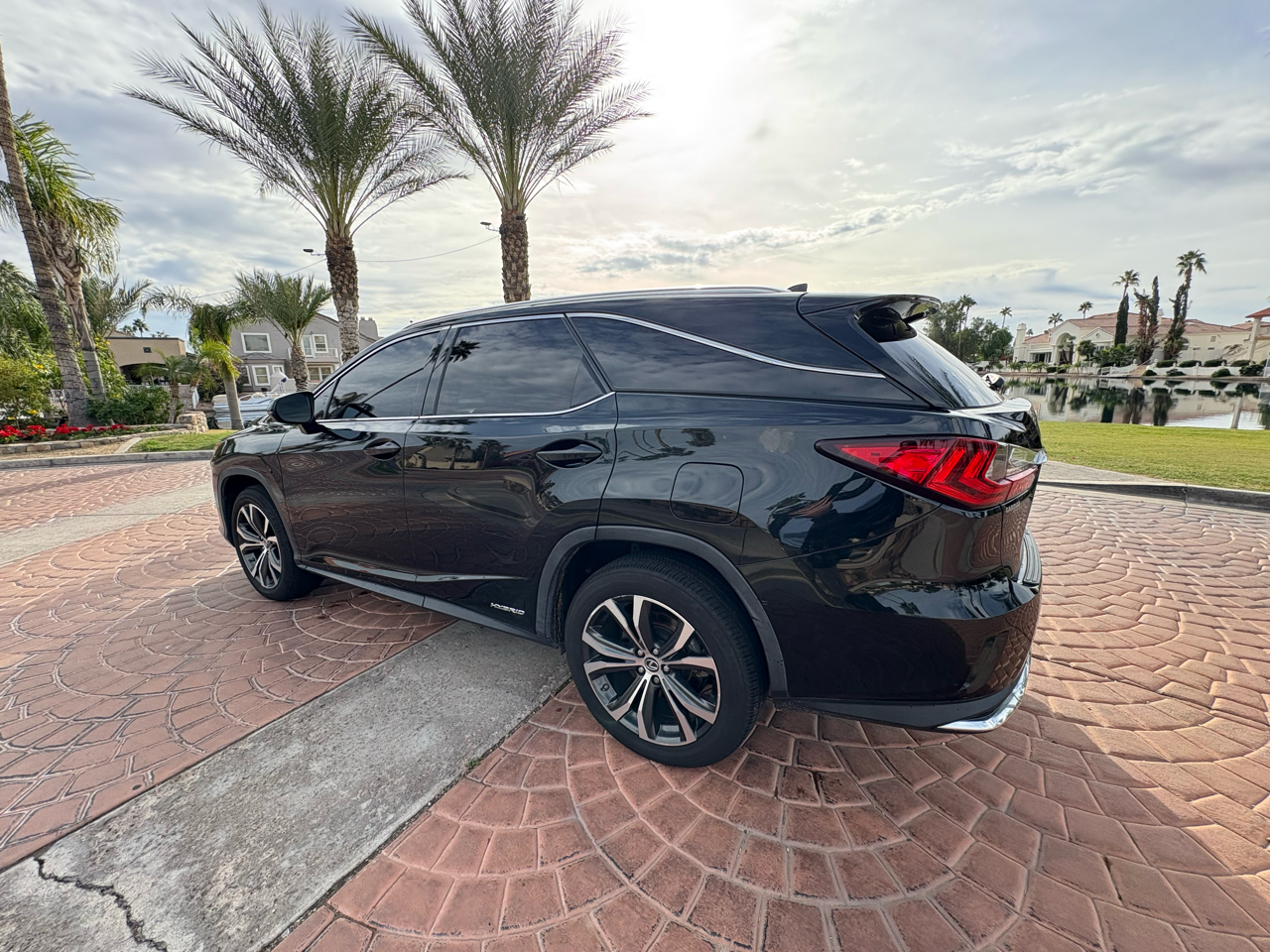 Lexus RX 450hL Luxury 4D SUV AWD 2019