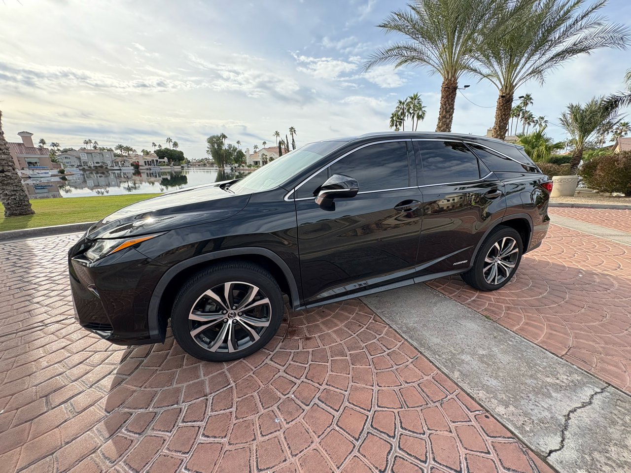 Lexus RX 450hL Luxury 4D SUV AWD 2019