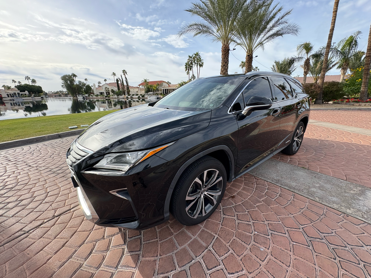 Lexus RX 450hL Luxury 4D SUV AWD 2019