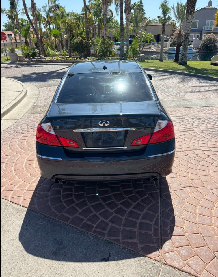 Infiniti M M45 2009