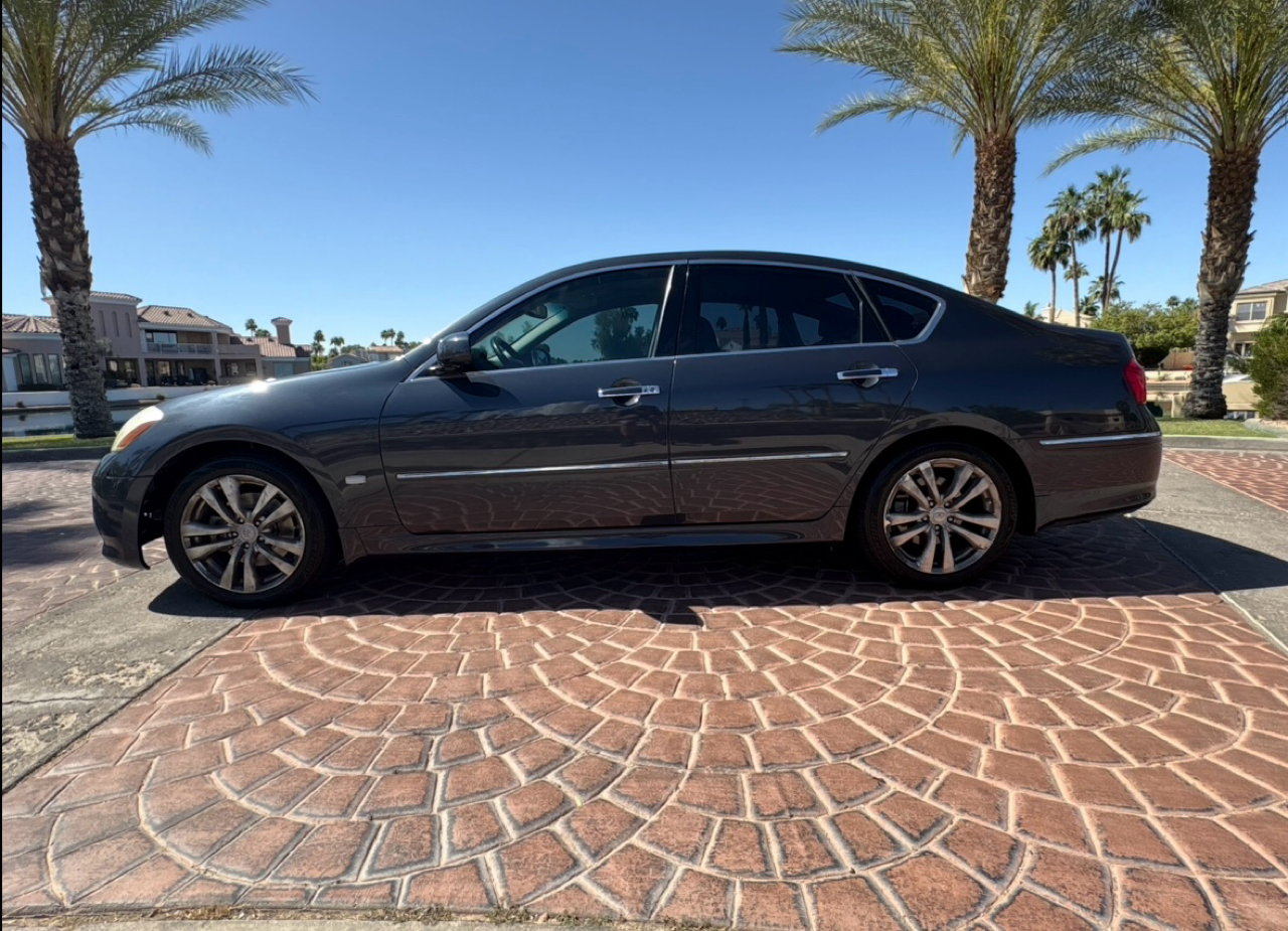 Infiniti M M45 2009