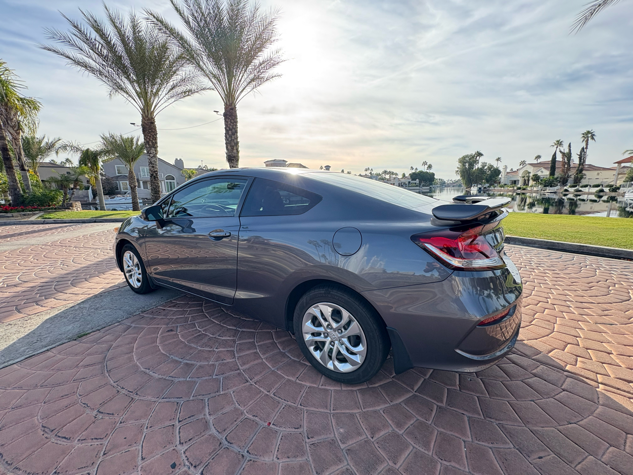 Honda Civic 2dr Cpe LX Auto 2015