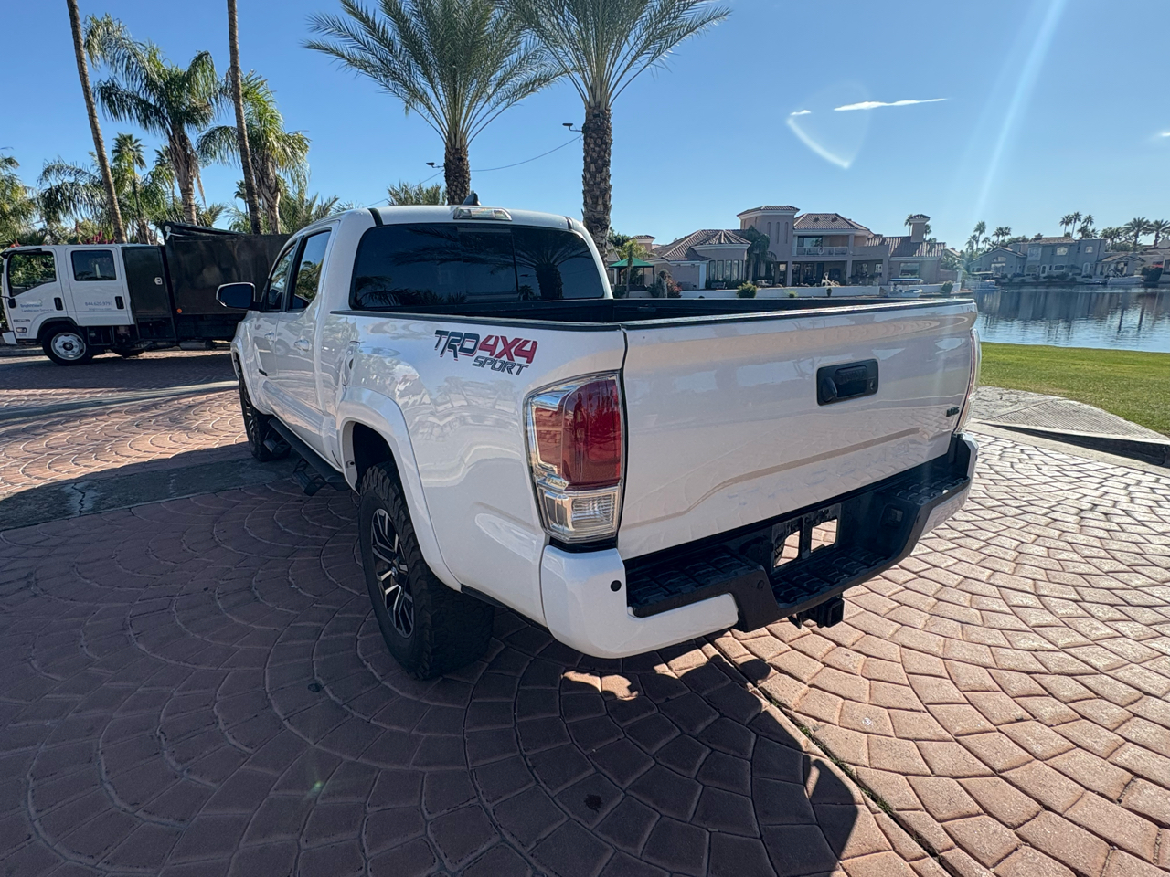 Toyota Tacoma TRD Sport Double Cab 6' Bed V6 4x4 AT (Natl) 2022