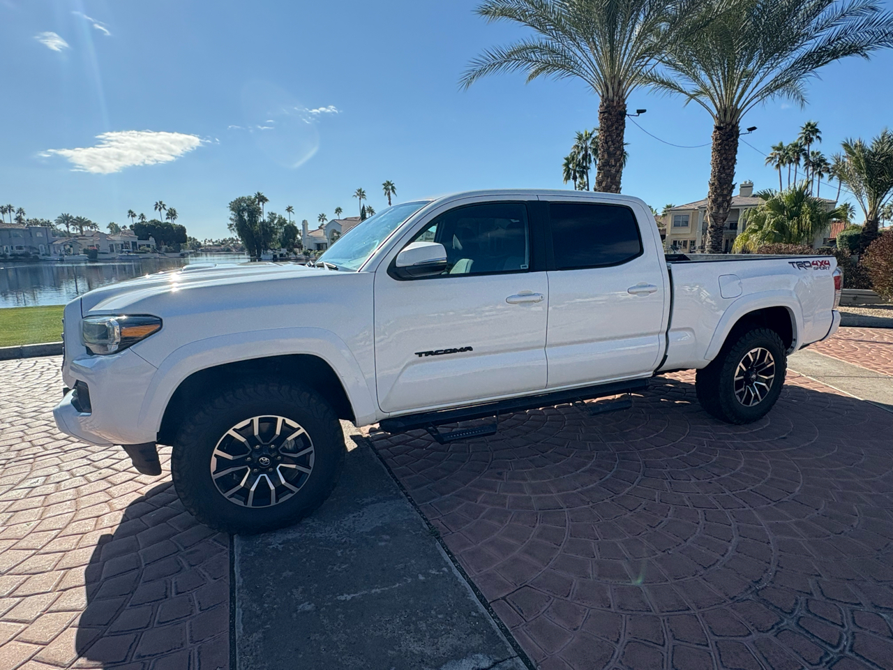 Toyota Tacoma TRD Sport Double Cab 6' Bed V6 4x4 AT (Natl) 2022