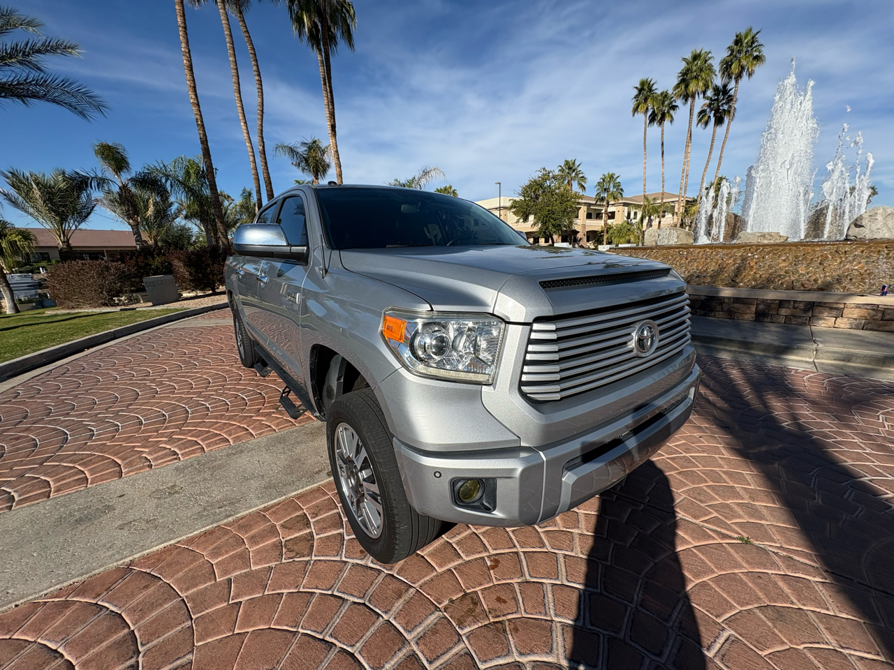Toyota Tundra Platinum CrewMax 5.7L 4WD 2017