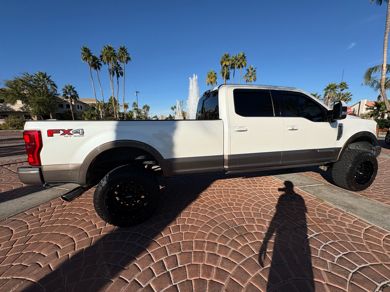 Ford F-350 SD King Ranch Crew Cab 4WD 2017