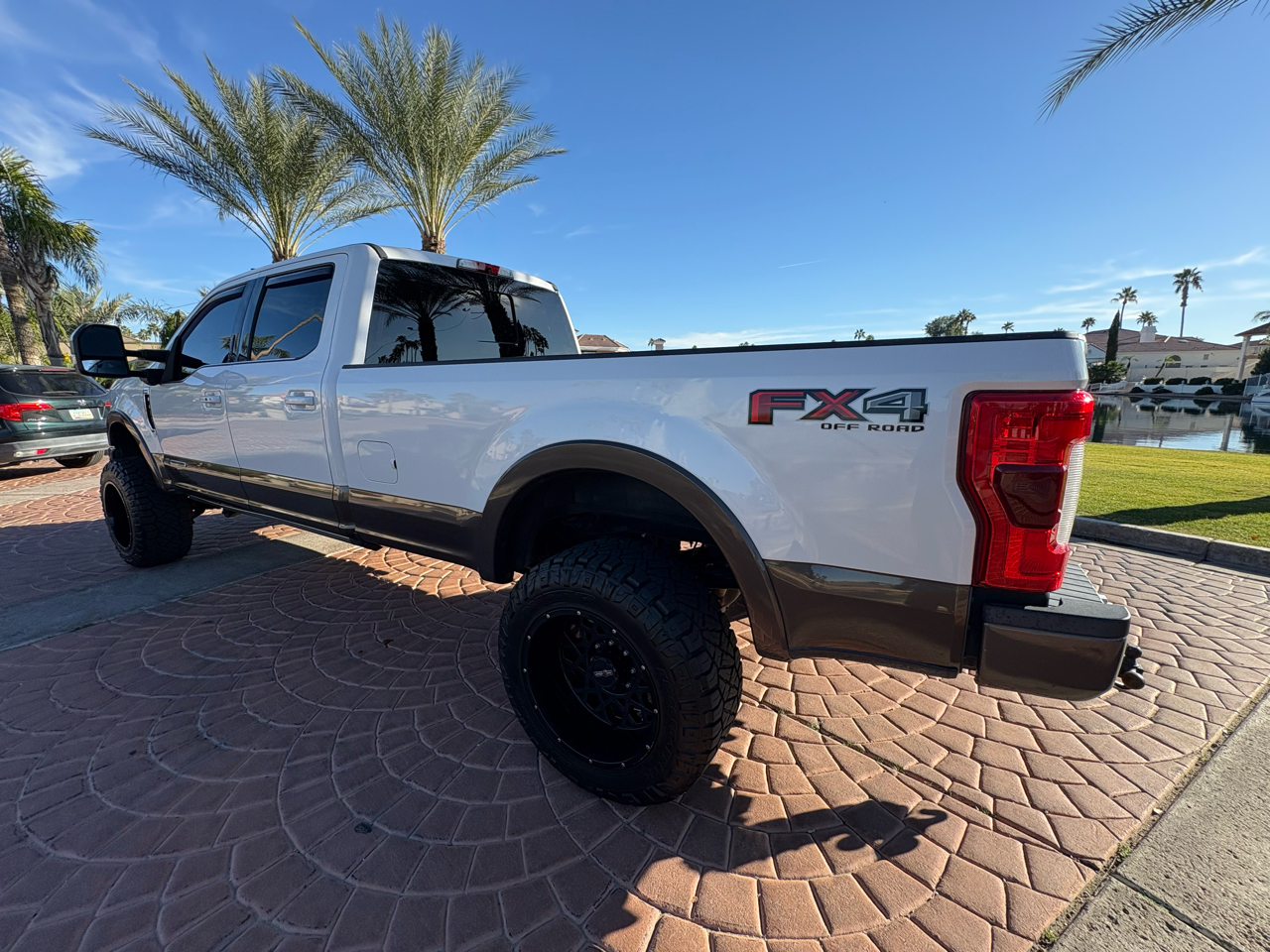 Ford F-350 SD King Ranch Crew Cab 4WD 2017