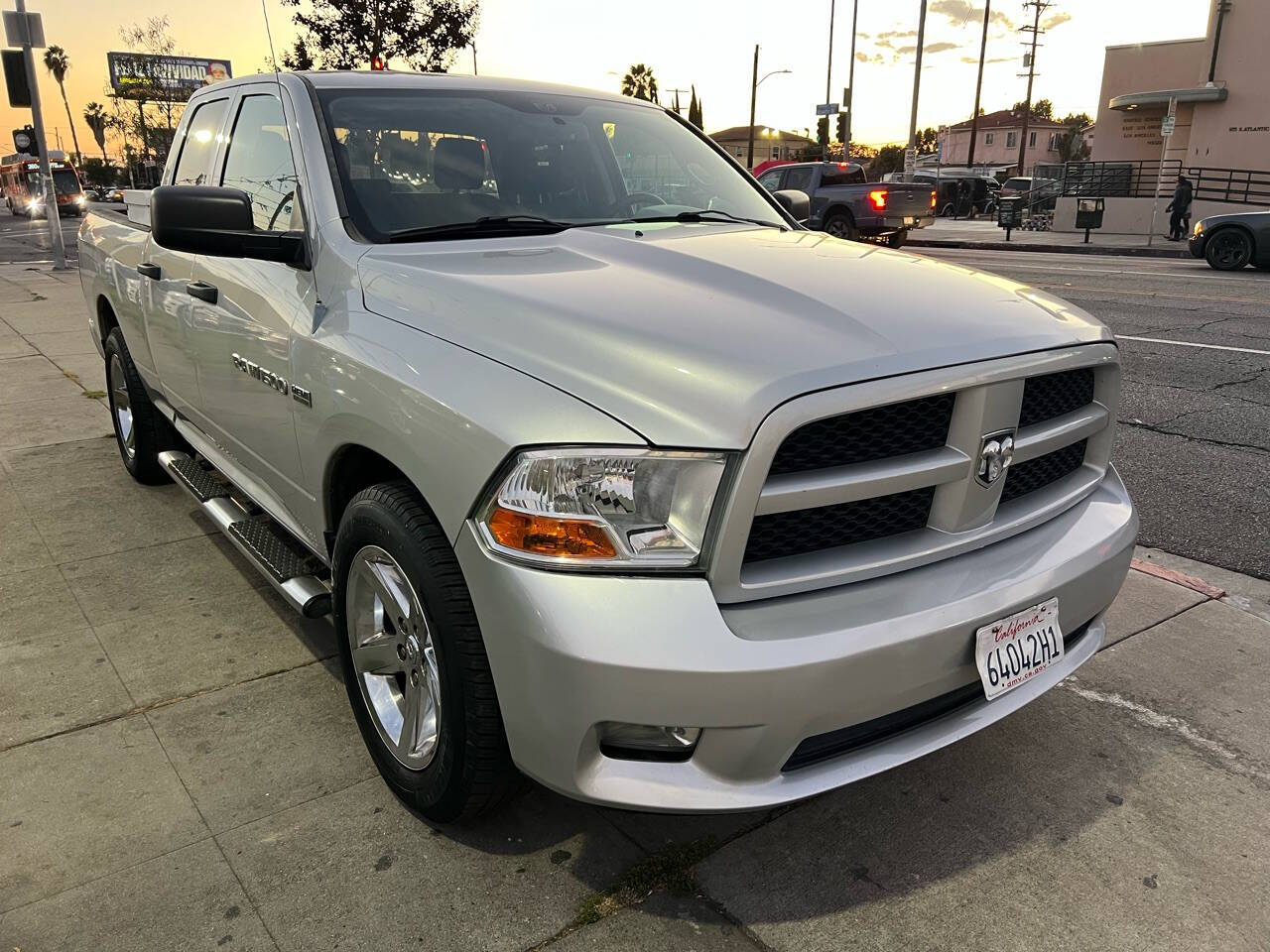 RAM 1500 Tradesman Crew Cab SWB 2WD 2013
