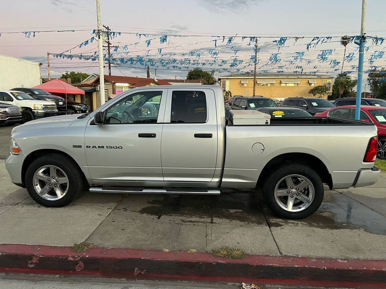 RAM 1500 Tradesman Crew Cab SWB 2WD 2013
