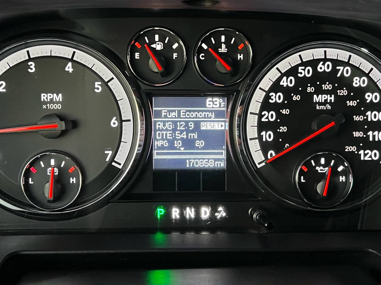 RAM 1500 Tradesman Crew Cab SWB 2WD 2013