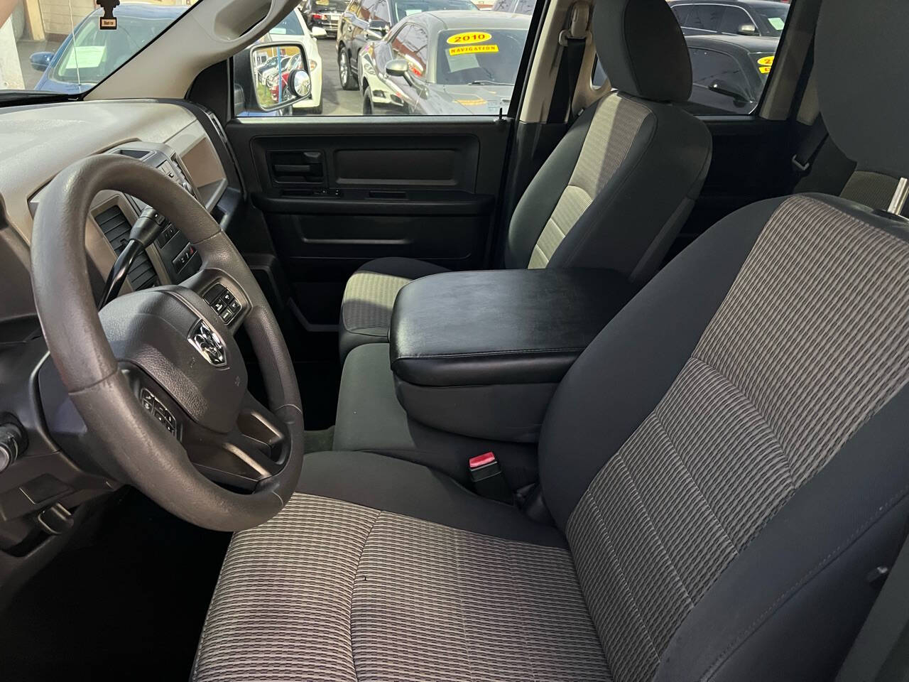 RAM 1500 Tradesman Crew Cab SWB 2WD 2013