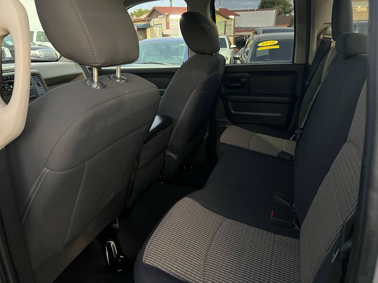 RAM 1500 Tradesman Crew Cab SWB 2WD 2013