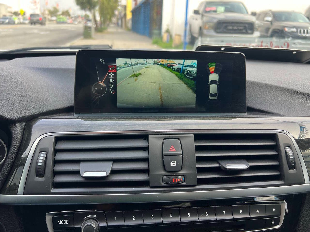 BMW 3-Series 320i xDrive Sedan 2016