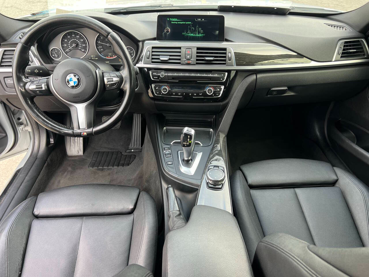 BMW 3-Series 320i xDrive Sedan 2016