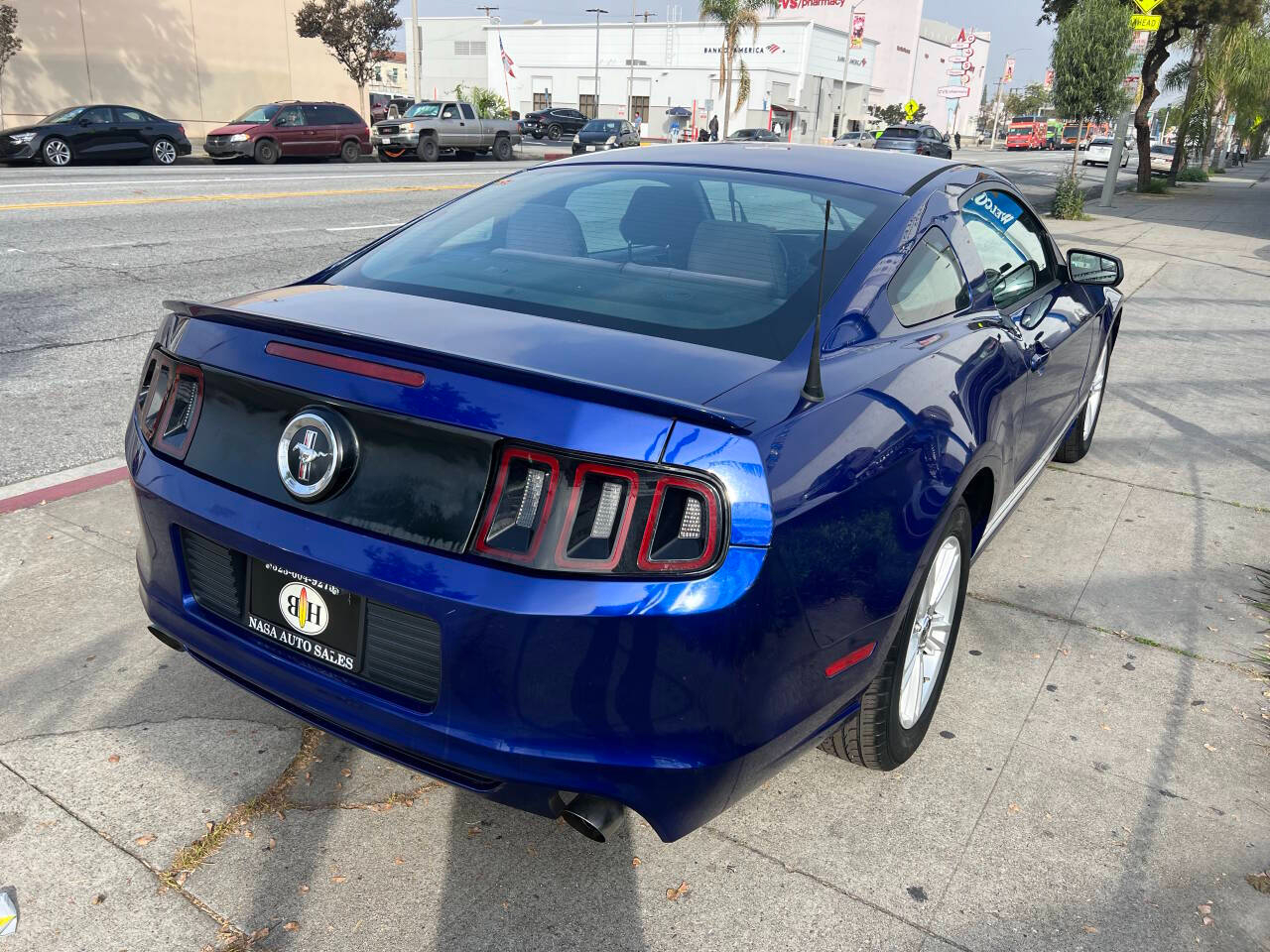 Ford Mustang V6 Coupe 2013