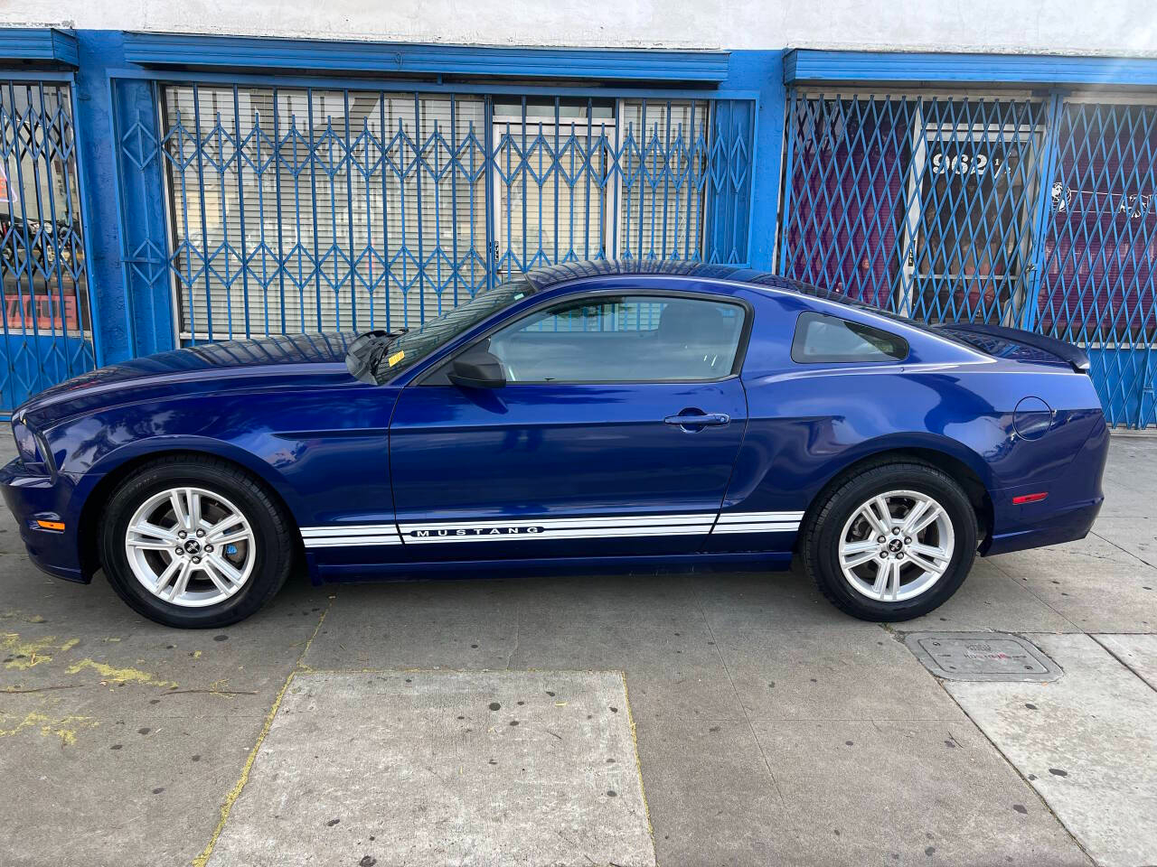 Ford Mustang V6 Coupe 2013