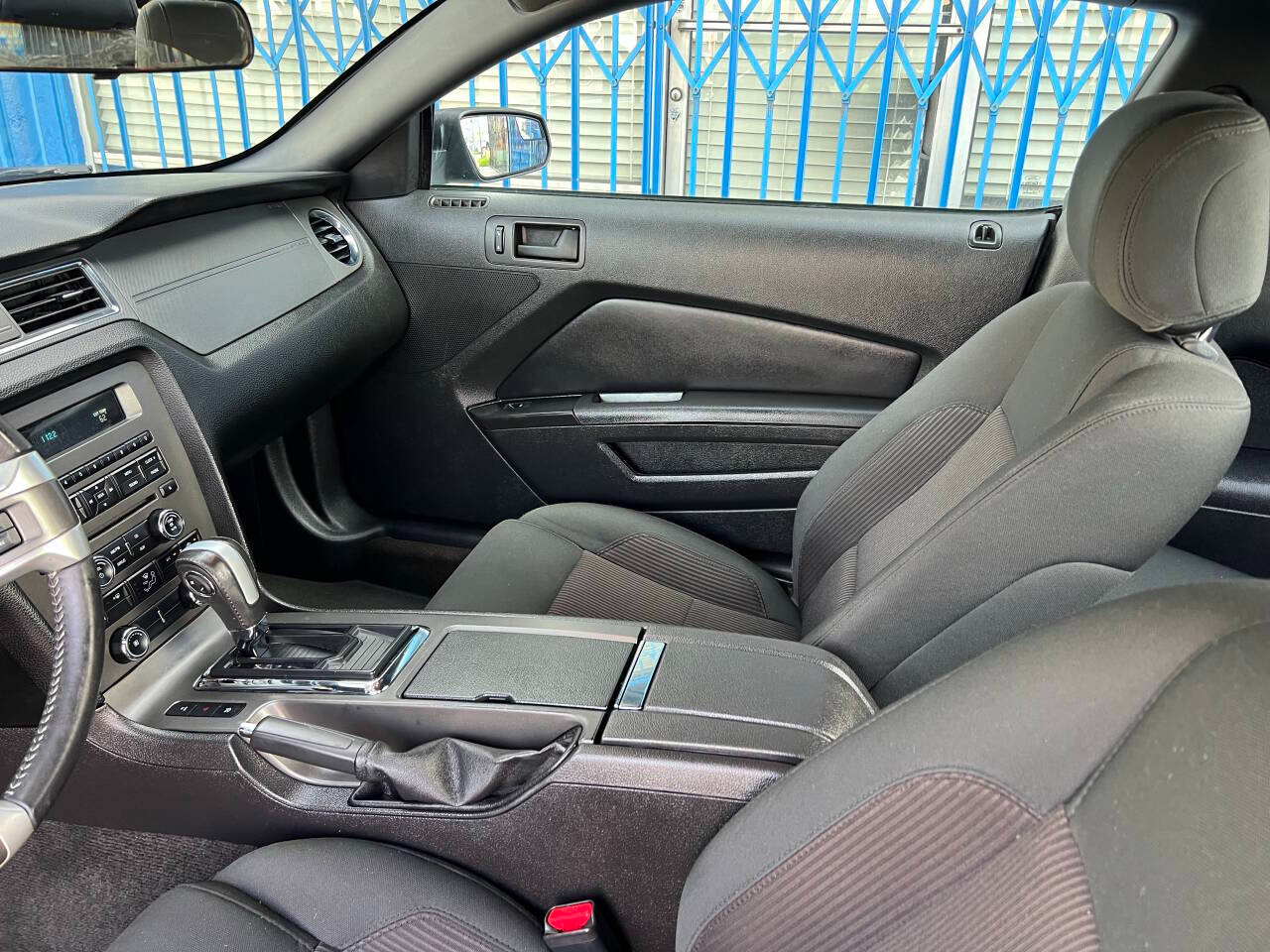 Ford Mustang V6 Coupe 2013