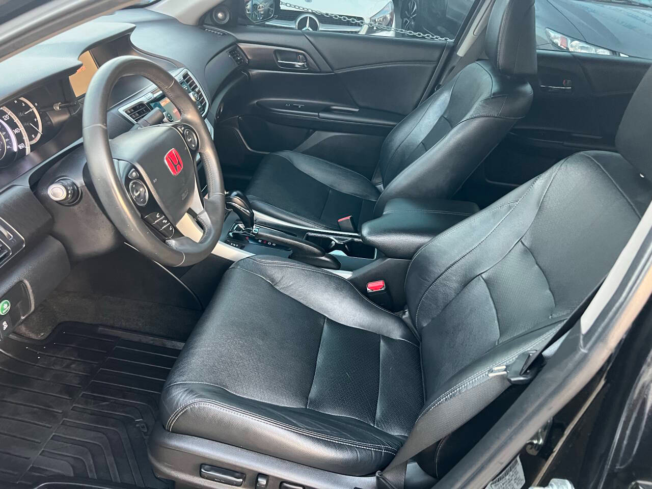 Honda Accord EX-L V6 Sedan AT 2015