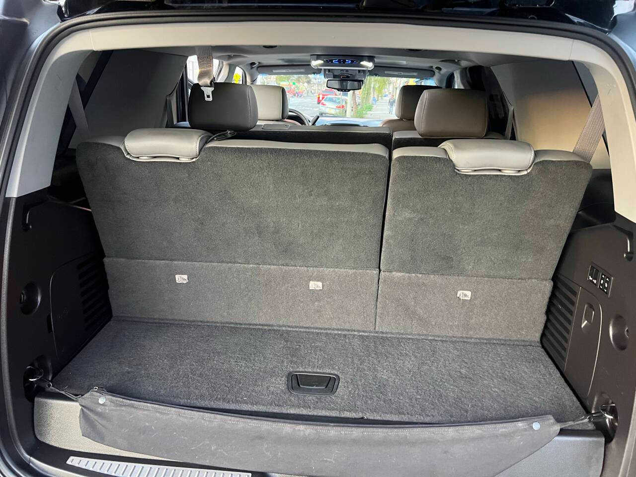 Chevrolet Tahoe LT 4WD 2015