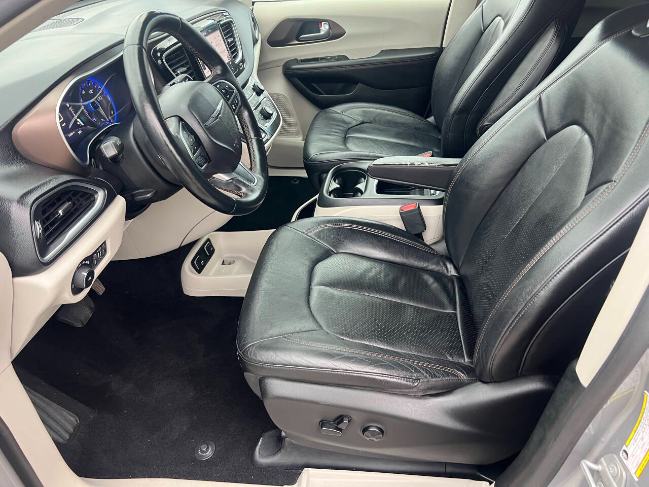 Chrysler Pacifica Touring-L Plus 2018